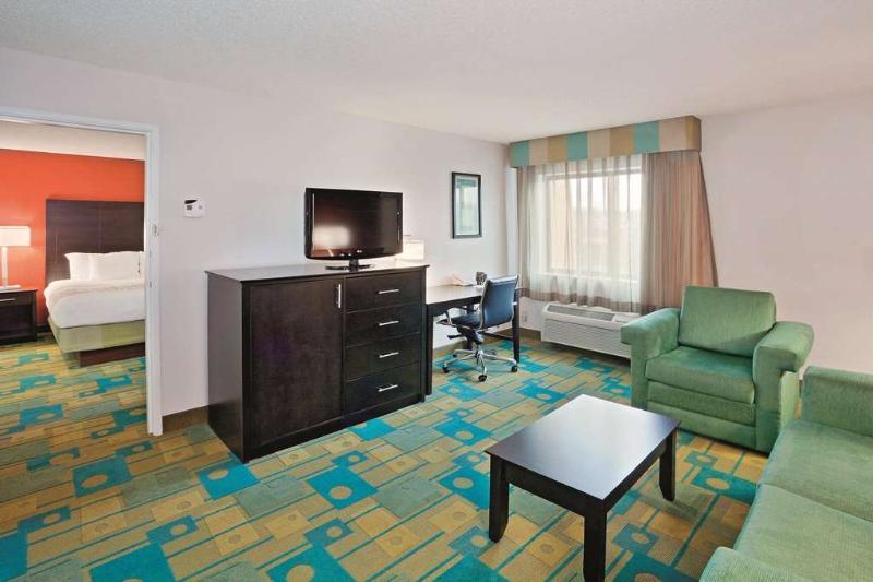 La Quinta By Wyndham Mansfield Oh Hotel Ngoại thất bức ảnh